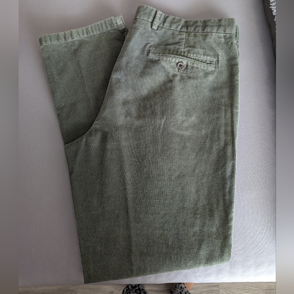 Tommy Hilfiger corduroy pants 36/32